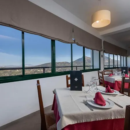 Tugasa Arco De La Hotel Zahara De La Sierra